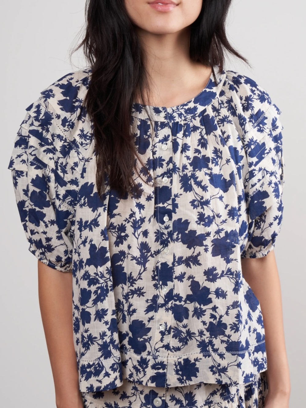 The Great The Carriage top blue autumn leaf floral puff sleeve blouse size 0